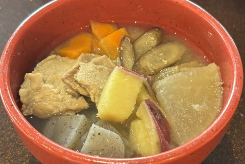 Mettajiru, a local Ishikawa dish simmered with plenty of ingredients