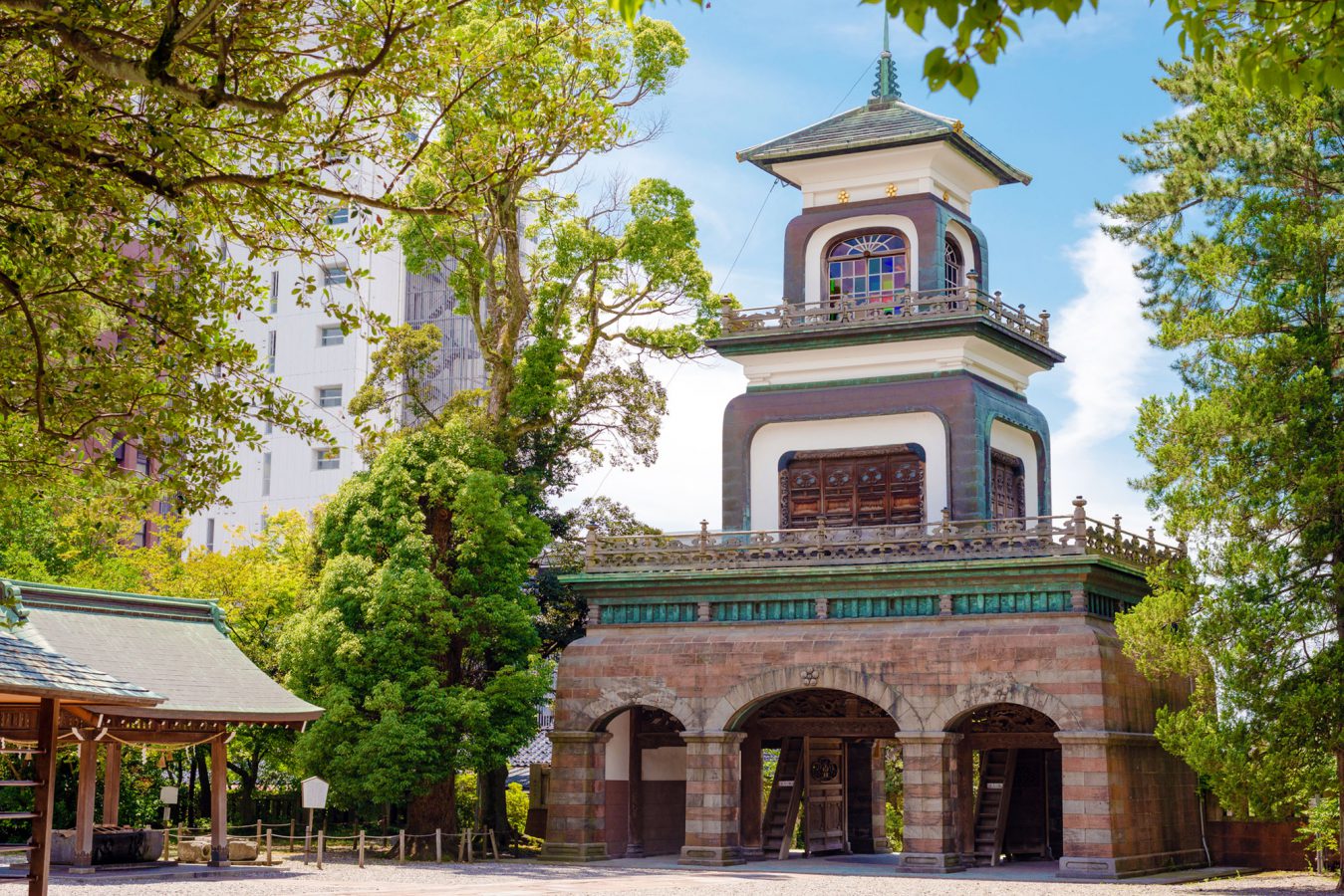 步行至尾山神社5分钟